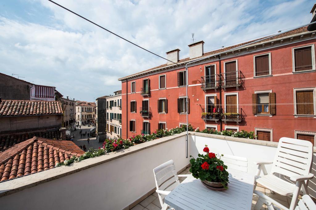 Savoia & Jolanda Apartments 2 Venedig Zimmer foto